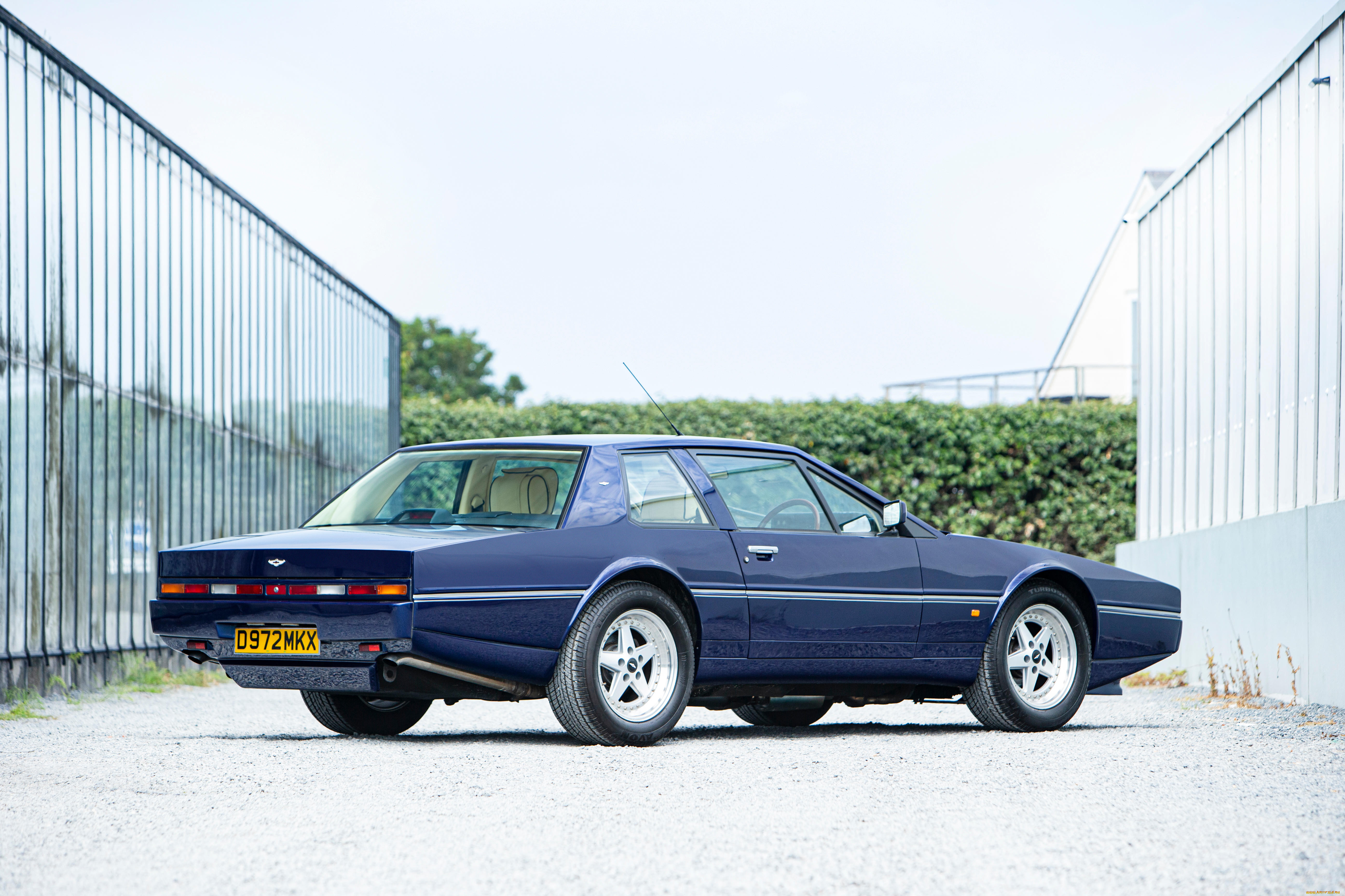 , aston martin, aston-martin